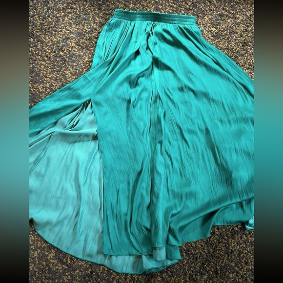 Anthropologie jewel-toned green maxi skirt - Picture 2 of 7